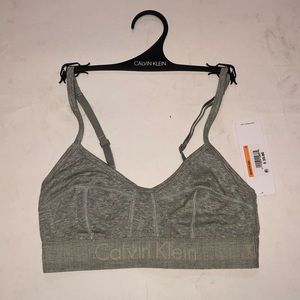 Calvin Klein Women’s Bra NEW - Grey (SMALL)